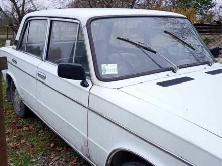 Белый ВАЗ 2103, объемом двигателя 1.3 л и пробегом 100 тыс. км за 650 $, фото 1 на Automoto.ua