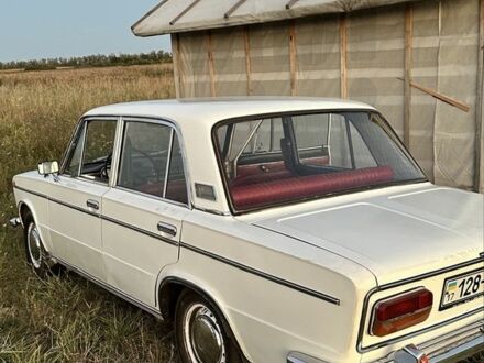 Белый ВАЗ 2103, объемом двигателя 1.5 л и пробегом 100 тыс. км за 970 $, фото 1 на Automoto.ua