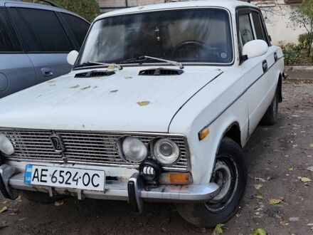 ВАЗ 2103 1973 в Кривом Роге на Automoto.ua Белый ВАЗ 2103, объемом двигателя 0 л и пробегом 160 тыс. км за 594 $, фото 1 на Automoto.ua