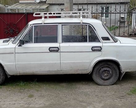 Белый ВАЗ 2103, объемом двигателя 0 л и пробегом 250 тыс. км за 343 $, фото 1 на Automoto.ua