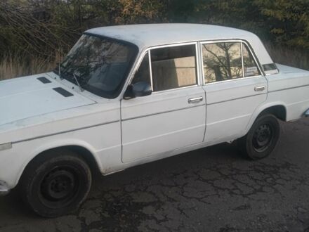 Белый ВАЗ 2103, объемом двигателя 1.5 л и пробегом 50 тыс. км за 350 $, фото 1 на Automoto.ua