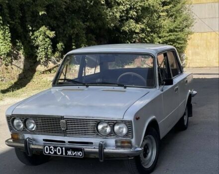Белый ВАЗ 2103, объемом двигателя 1.5 л и пробегом 64 тыс. км за 489 $, фото 1 на Automoto.ua