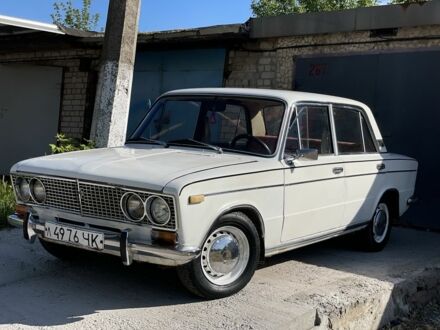 ВАЗ 2103 1975 в Кривом Роге на Automoto.ua Белый ВАЗ 2103, объемом двигателя 1.5 л и пробегом 93 тыс. км за 629 $, фото 1 на Automoto.ua