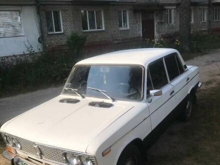 Белый ВАЗ 2103, объемом двигателя 1.3 л и пробегом 400 тыс. км за 850 $, фото 1 на Automoto.ua