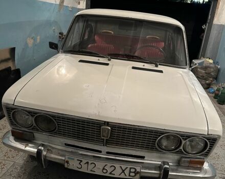 Белый ВАЗ 2103, объемом двигателя 1.5 л и пробегом 200 тыс. км за 450 $, фото 1 на Automoto.ua