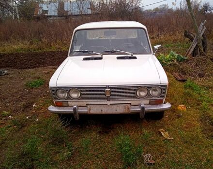 Белый ВАЗ 2103, объемом двигателя 1.5 л и пробегом 300 тыс. км за 740 $, фото 1 на Automoto.ua