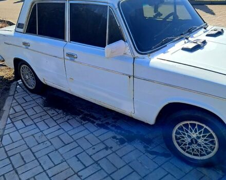 Белый ВАЗ 2103, объемом двигателя 1.5 л и пробегом 130 тыс. км за 900 $, фото 1 на Automoto.ua