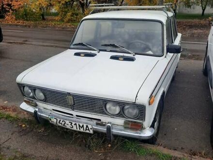 ВАЗ 2103 1977 у Черкасах на Automoto.ua Білий ВАЗ 2103, об'ємом двигуна 1.45 л та пробігом 99 тис. км за 600 $, фото 1 на Automoto.ua
