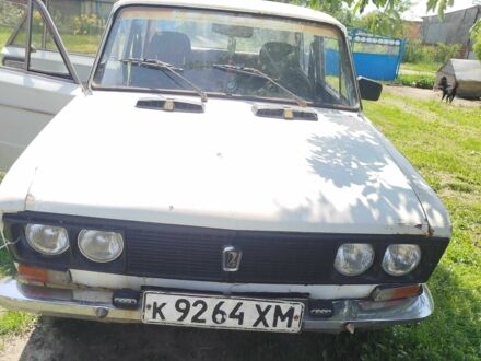 ВАЗ 2103 1977 в Житомире на Automoto.ua Белый ВАЗ 2103, объемом двигателя 1.6 л и пробегом 54 тыс. км за 435 $, фото 1 на Automoto.ua