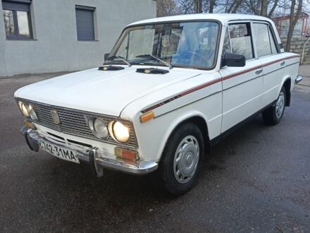 Белый ВАЗ 2103, объемом двигателя 0 л и пробегом 230 тыс. км за 639 $, фото 1 на Automoto.ua