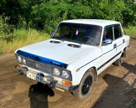 Белый ВАЗ 2103, объемом двигателя 1.5 л и пробегом 180 тыс. км за 450 $, фото 1 на Automoto.ua