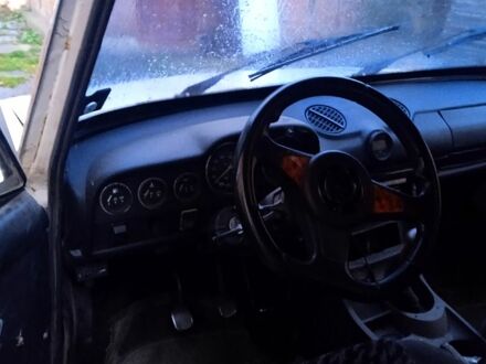 ВАЗ 2103 1978 в Долинской на Automoto.ua Белый ВАЗ 2103, объемом двигателя 1.5 л и пробегом 0 тыс. км за 700 $, фото 1 на Automoto.ua