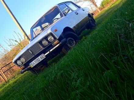 ВАЗ 2103 1978 в Новоукраинке на Automoto.ua Белый ВАЗ 2103, объемом двигателя 11 л и пробегом 310 тыс. км за 350 $, фото 1 на Automoto.ua