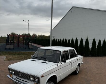 Белый ВАЗ 2103, объемом двигателя 1.5 л и пробегом 140 тыс. км за 702 $, фото 1 на Automoto.ua