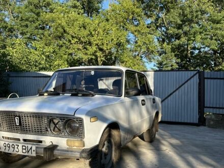 ВАЗ 2103 1979 в Виннице на Automoto.ua Белый ВАЗ 2103, объемом двигателя 1.3 л и пробегом 400 тыс. км за 450 $, фото 1 на Automoto.ua