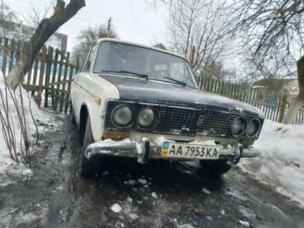 Белый ВАЗ 2103, объемом двигателя 1.5 л и пробегом 100 тыс. км за 233 $, фото 1 на Automoto.ua