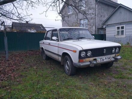Белый ВАЗ 2103, объемом двигателя 0 л и пробегом 300 тыс. км за 350 $, фото 1 на Automoto.ua