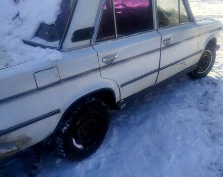 Белый ВАЗ 2103, объемом двигателя 1.5 л и пробегом 250 тыс. км за 300 $, фото 1 на Automoto.ua