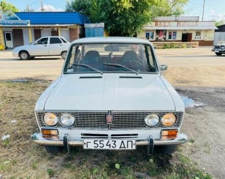 Белый ВАЗ 2103, объемом двигателя 1 л и пробегом 300 тыс. км за 1600 $, фото 1 на Automoto.ua