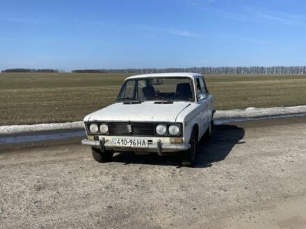 Белый ВАЗ 2103, объемом двигателя 1.5 л и пробегом 3 тыс. км за 362 $, фото 1 на Automoto.ua