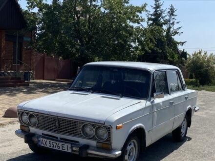 ВАЗ 2103 1982 в Змиеве на Automoto.ua Белый ВАЗ 2103, объемом двигателя 1.3 л и пробегом 40 тыс. км за 557 $, фото 1 на Automoto.ua