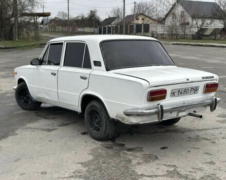 Білий ВАЗ 2103, об'ємом двигуна 1.3 л та пробігом 888 тис. км за 750 $, фото 1 на Automoto.ua