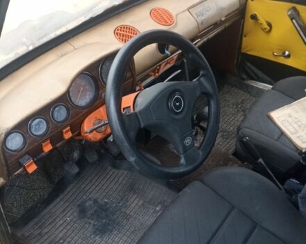 Бежевый ВАЗ 2103, объемом двигателя 0 л и пробегом 2 тыс. км за 238 $, фото 5 на Automoto.ua