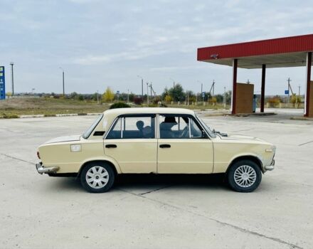 ВАЗ 2103 1983 в Синельниковом на Automoto.ua Бежевый ВАЗ 2103, объемом двигателя 0 л и пробегом 150 тыс. км за 600 $, фото 2 на Automoto.ua