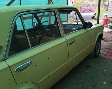 ВАЗ 2103 1990 в Синельниковом на Automoto.ua Бежевый ВАЗ 2103, объемом двигателя 1.3 л и пробегом 90 тыс. км за 833 $, фото 6 на Automoto.ua