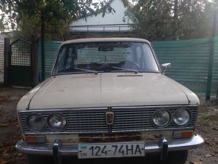ВАЗ 2103 1973 в Запорожье на Automoto.ua Бежевый ВАЗ 2103, объемом двигателя 1 л и пробегом 1000 тыс. км за 410 $, фото 1 на Automoto.ua