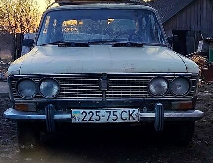 Бежевий ВАЗ 2103, об'ємом двигуна 1.6 л та пробігом 125 тис. км за 350 $, фото 1 на Automoto.ua