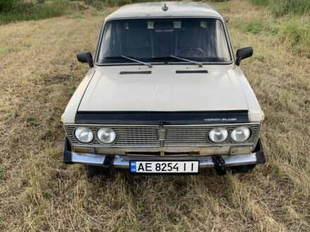 ВАЗ 2103 1983 у Кам'янське (Дніпродзержинськ) на Automoto.ua Бежевий ВАЗ 2103, об'ємом двигуна 1.3 л та пробігом 100 тис. км за 543 $, фото 1 на Automoto.ua