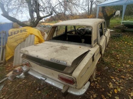 ВАЗ 2103 1983 у Полтаві на Automoto.ua Бежевий ВАЗ 2103, об'ємом двигуна 1.5 л та пробігом 83 тис. км за 120 $, фото 1 на Automoto.ua