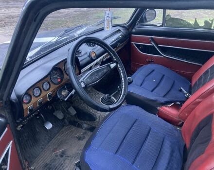 Коричневый ВАЗ 2103, объемом двигателя 1.5 л и пробегом 111 тыс. км за 298 $, фото 3 на Automoto.ua