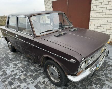 Коричневый ВАЗ 2103, объемом двигателя 1.5 л и пробегом 25 тыс. км за 286 $, фото 2 на Automoto.ua