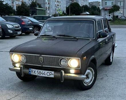 Коричневый ВАЗ 2103, объемом двигателя 1.5 л и пробегом 300 тыс. км за 650 $, фото 1 на Automoto.ua
