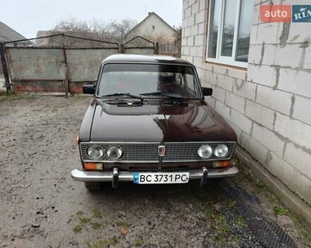 Коричневый ВАЗ 2103, объемом двигателя 1.5 л и пробегом 100 тыс. км за 450 $, фото 1 на Automoto.ua