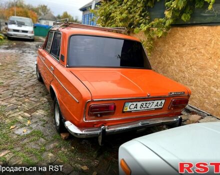 ВАЗ 2103 1974 в Золотоноше на Automoto.ua Красный ВАЗ 2103, объемом двигателя 1.5 л и пробегом 0 тыс. км за 1000 $, фото 2 на Automoto.ua