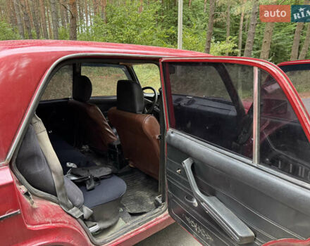Красный ВАЗ 2103, объемом двигателя 1.5 л и пробегом 77 тыс. км за 500 $, фото 5 на Automoto.ua