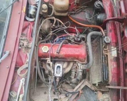 Красный ВАЗ 2103, объемом двигателя 1.5 л и пробегом 150 тыс. км за 250 $, фото 2 на Automoto.ua