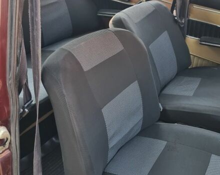 ВАЗ 2103 1974 в Тальном на Automoto.ua Красный ВАЗ 2103, объемом двигателя 1.5 л и пробегом 105 тыс. км за 1000 $, фото 7 на Automoto.ua