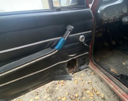 ВАЗ 2103 1975 в Ирпене на Automoto.ua Красный ВАЗ 2103, объемом двигателя 1.5 л и пробегом 735 тыс. км за 345 $, фото 6 на Automoto.ua