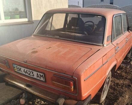 Красный ВАЗ 2103, объемом двигателя 0 л и пробегом 72 тыс. км за 500 $, фото 2 на Automoto.ua