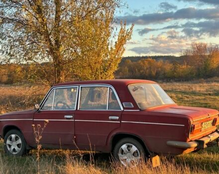 ВАЗ 2103 1975 в Кривом Озере на Automoto.ua Красный ВАЗ 2103, объемом двигателя 1.3 л и пробегом 3 тыс. км за 524 $, фото 2 на Automoto.ua