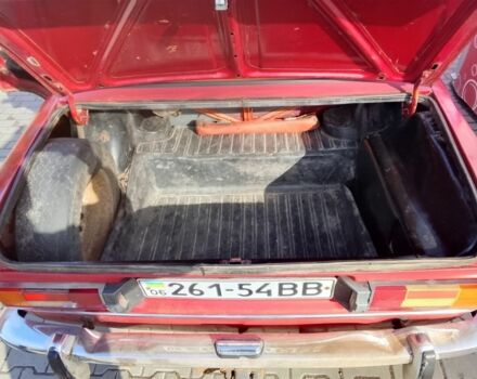ВАЗ 2103 1975 в Коростене на Automoto.ua Красный ВАЗ 2103, объемом двигателя 0 л и пробегом 444 тыс. км за 500 $, фото 7 на Automoto.ua