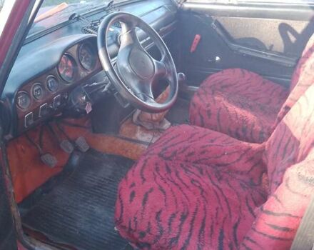 Красный ВАЗ 2103, объемом двигателя 1.5 л и пробегом 48 тыс. км за 800 $, фото 2 на Automoto.ua