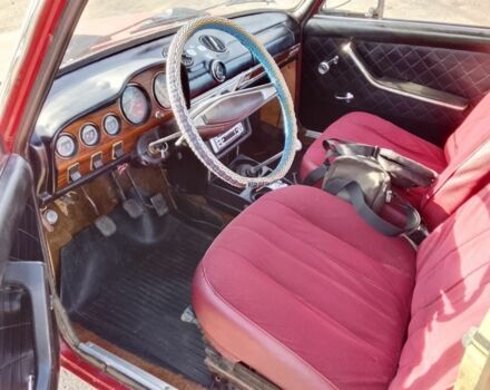 ВАЗ 2103 1975 в Коростене на Automoto.ua Красный ВАЗ 2103, объемом двигателя 0 л и пробегом 444 тыс. км за 500 $, фото 4 на Automoto.ua