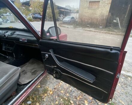 ВАЗ 2103 1975 в Ирпене на Automoto.ua Красный ВАЗ 2103, объемом двигателя 1.5 л и пробегом 735 тыс. км за 345 $, фото 5 на Automoto.ua