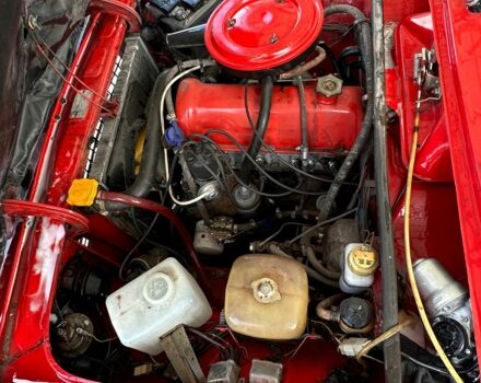 Красный ВАЗ 2103, объемом двигателя 0.15 л и пробегом 50 тыс. км за 1400 $, фото 3 на Automoto.ua