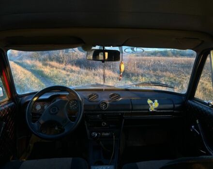 ВАЗ 2103 1975 в Кривом Озере на Automoto.ua Красный ВАЗ 2103, объемом двигателя 1.3 л и пробегом 3 тыс. км за 524 $, фото 6 на Automoto.ua